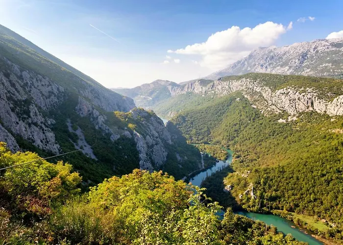 Skura Private Heated Pool 32m2, Summer Kitchen, 4 Bedrooms, Garden